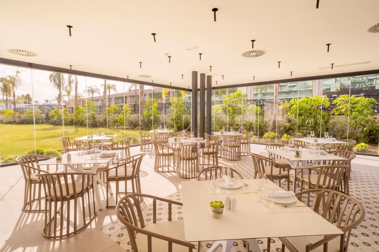 ホテル Eurostars Oasis マルベーリャ エクステリア 写真