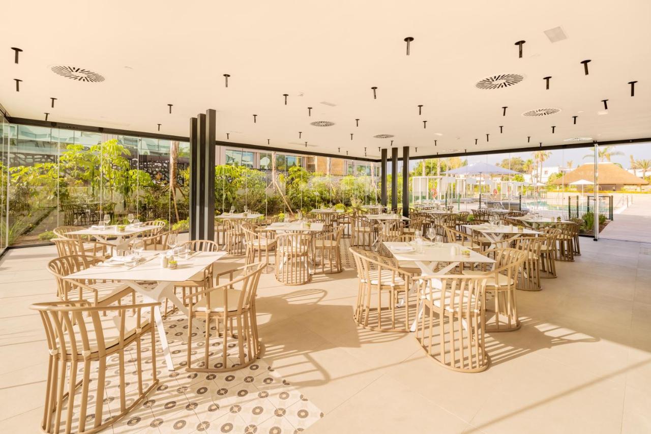 ホテル Eurostars Oasis マルベーリャ エクステリア 写真